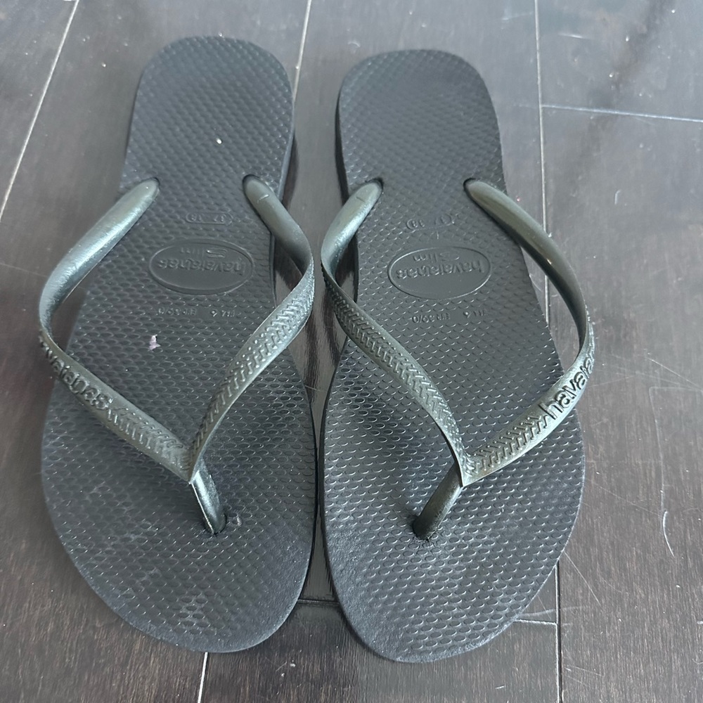 Havianas slim women’s black flip flop